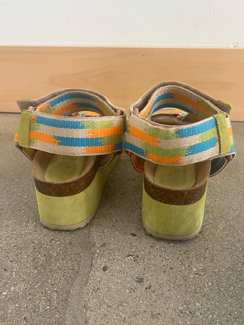 Intentionally Blank Zona Sandals - Picture 3 of 6